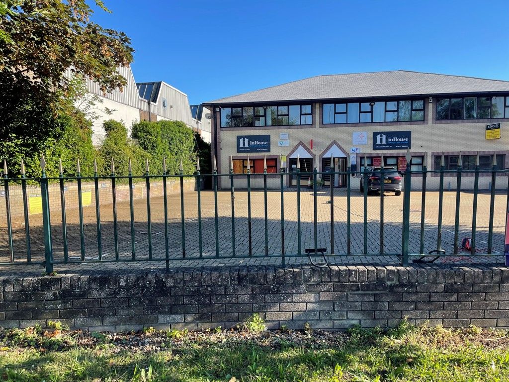 Property photo 2 of 12 Photo 10