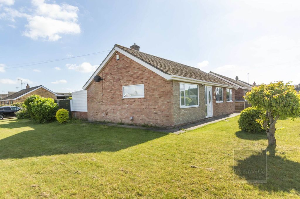 Property photo 2 of 19