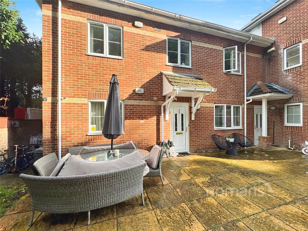 Property photo 1 of 14 Picture No. 23