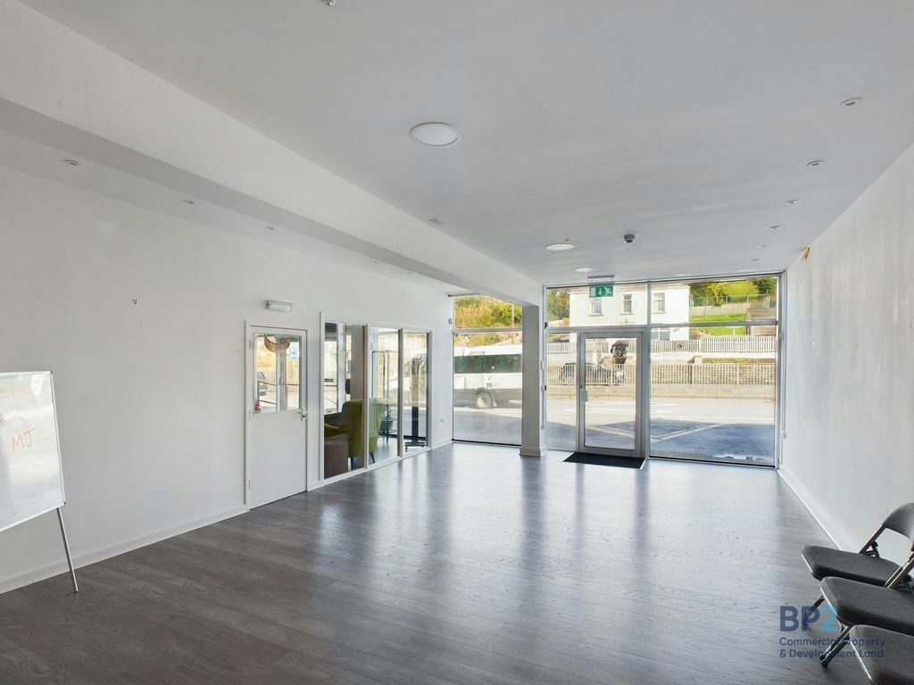 Property photo 3 of 21 Cam03725G0Pr0042Still002.Jpg