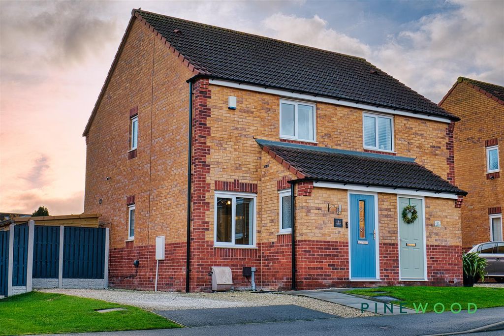 Property photo 1 of 25 Front