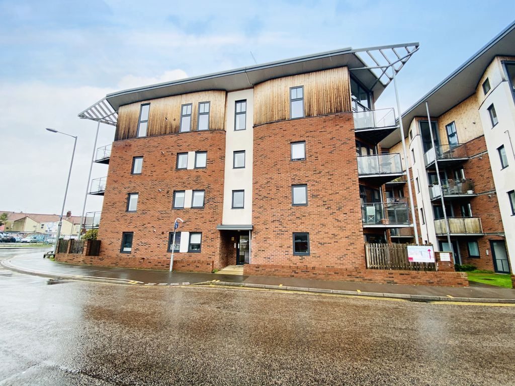 Property photo 1 of 6