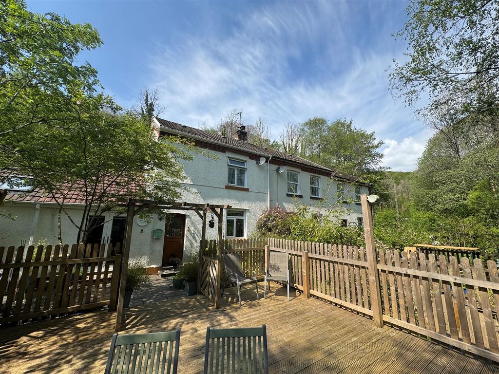 Property photo 1 of 50 96.Jpg