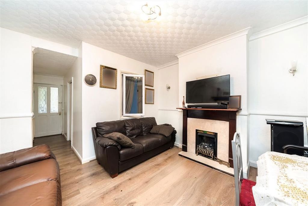 Property photo 3 of 7