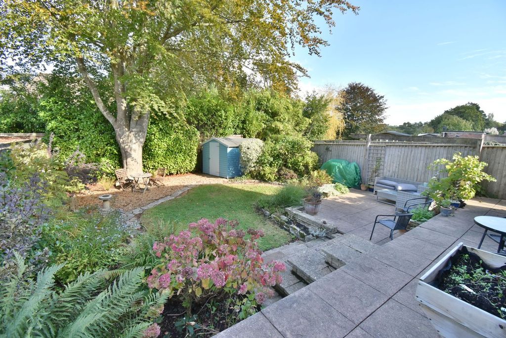 Property photo 2 of 26