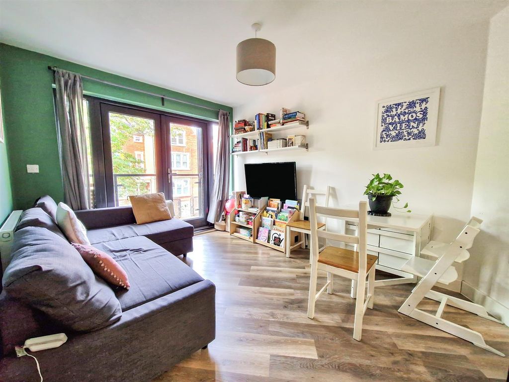 Property photo 2 of 19