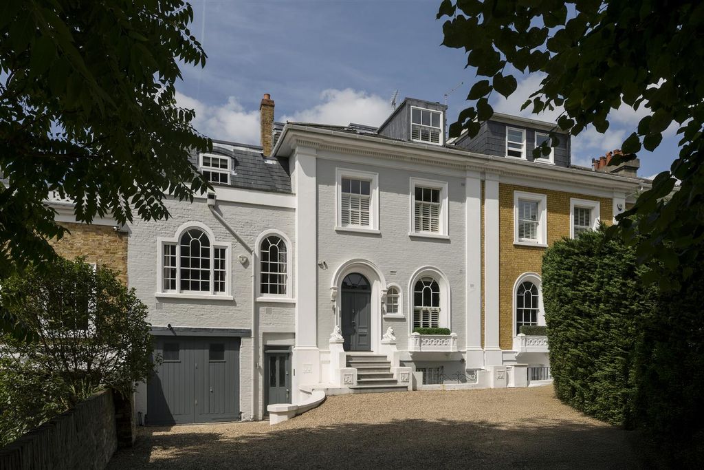 Property photo 1 of 17 Maskells-115, Castelnau-2_Hi.Jpg