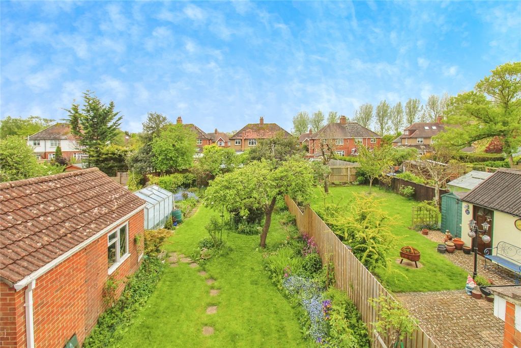 Property photo 2 of 16 Picture No. 02