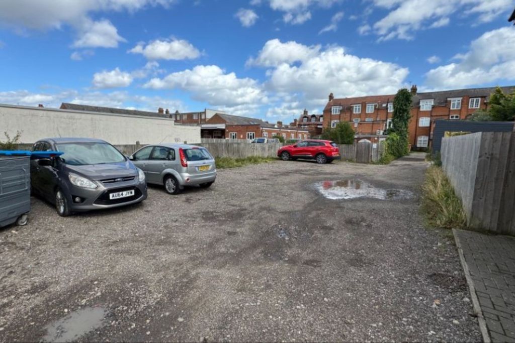 Property photo 2 of 9 Land To The Rear 137 To 141 Hamilton Road, Felixstowe, Suffolk, Ip11 7Bl