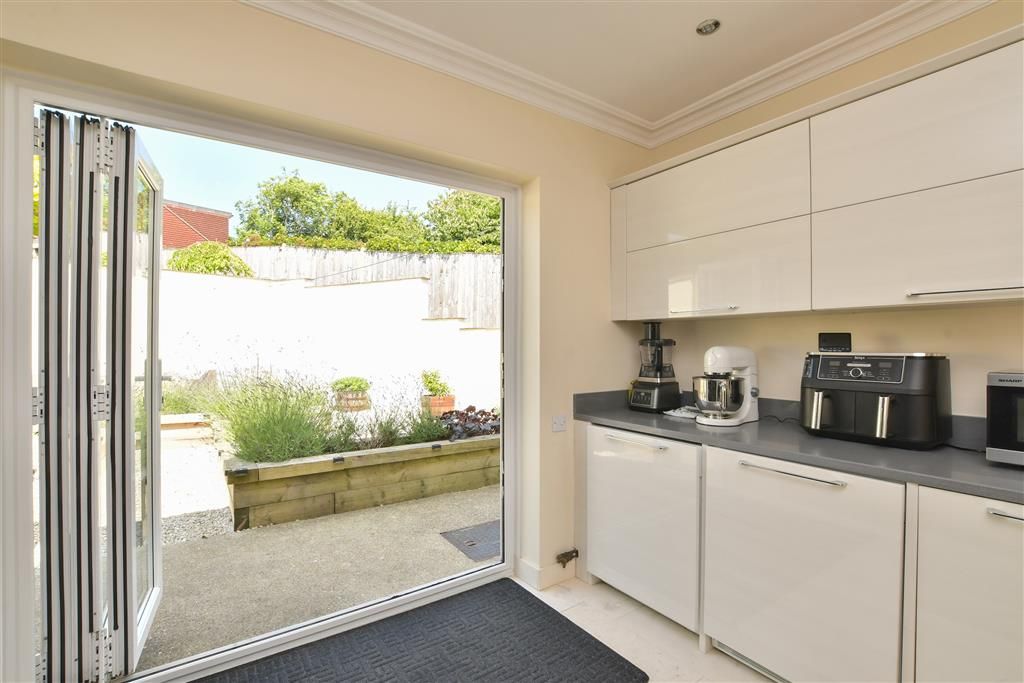 Property photo 3 of 16 Internal Lifestyle Photograph