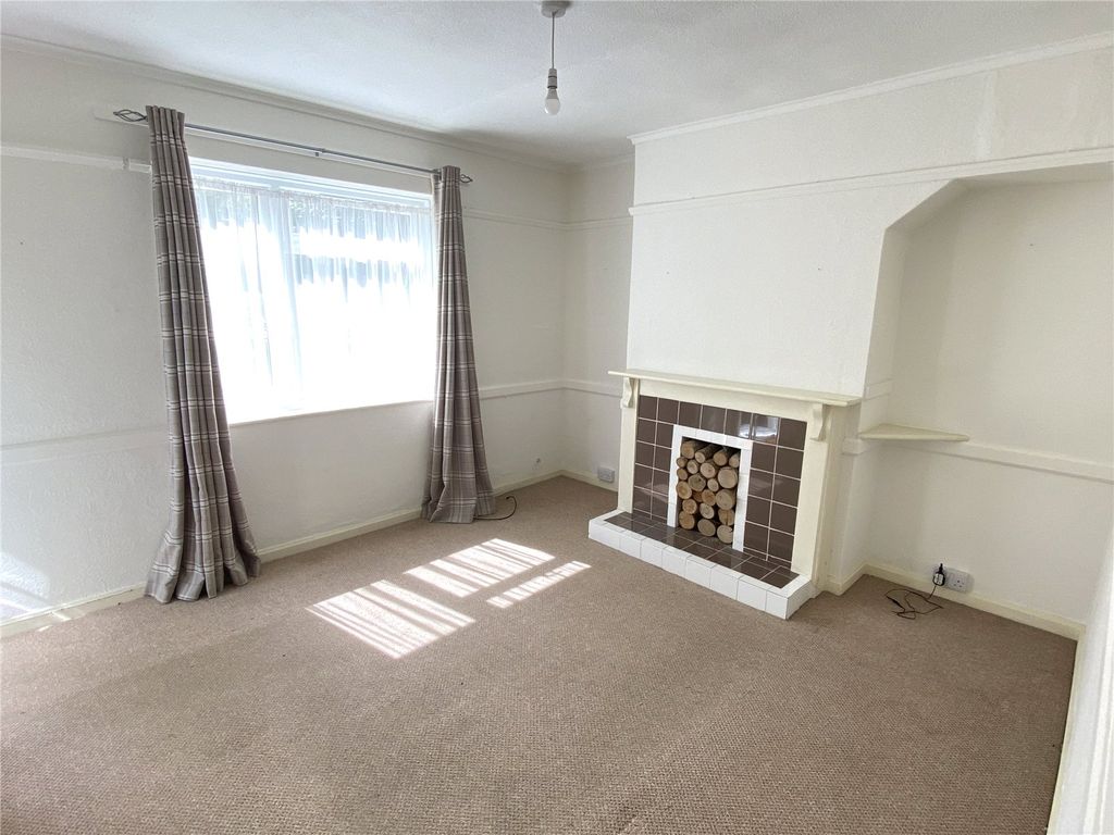 Property photo 3 of 11 Picture No. 14