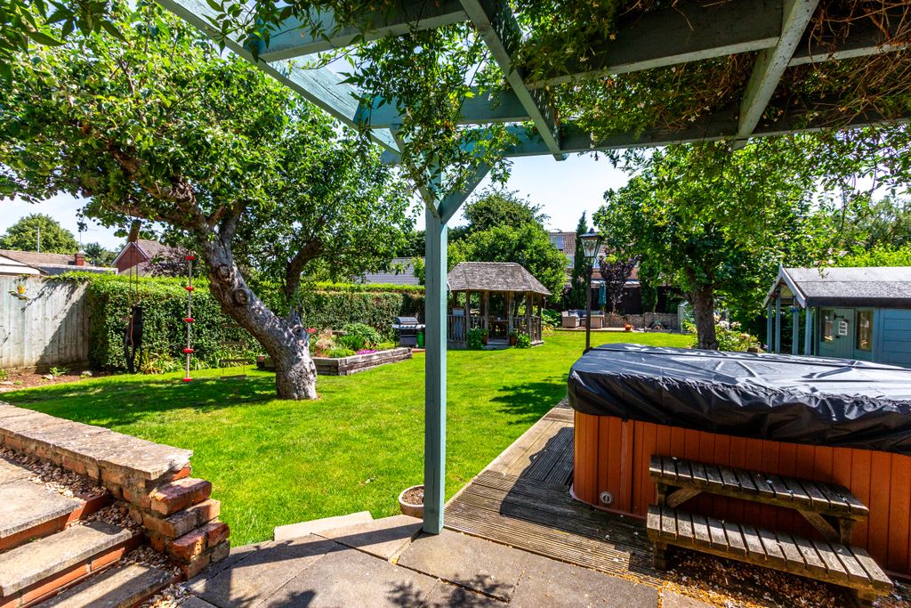 Property photo 2 of 24 Rear Garden