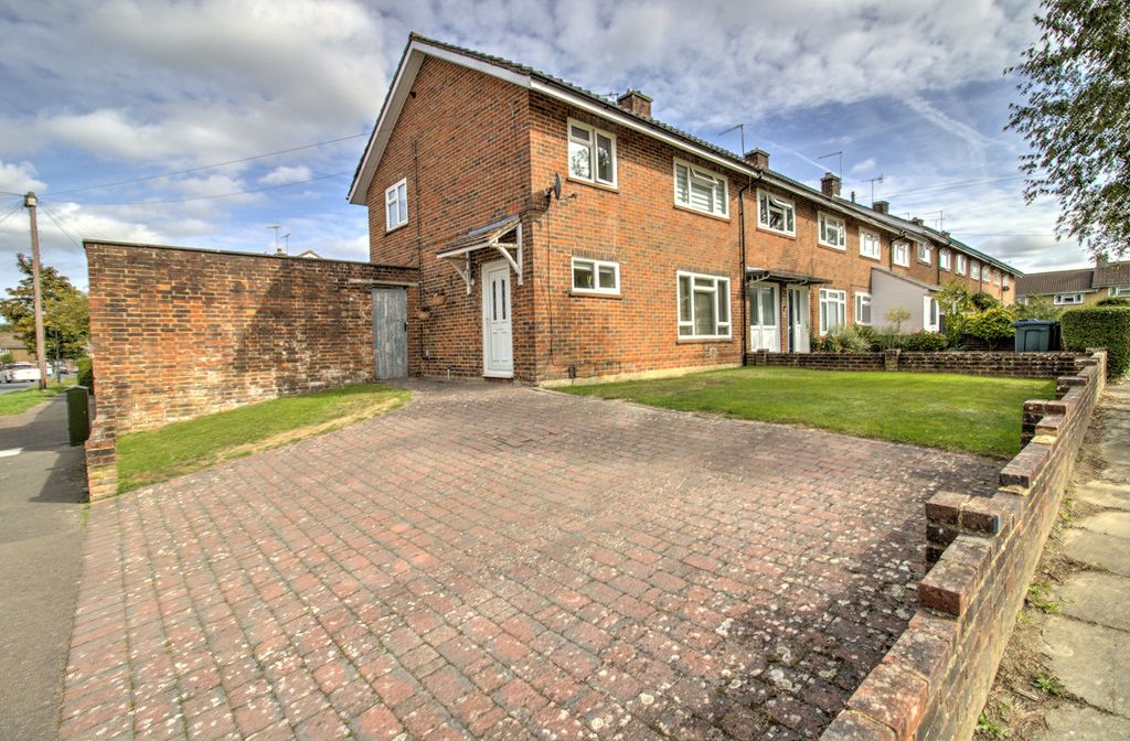 Property photo 1 of 17