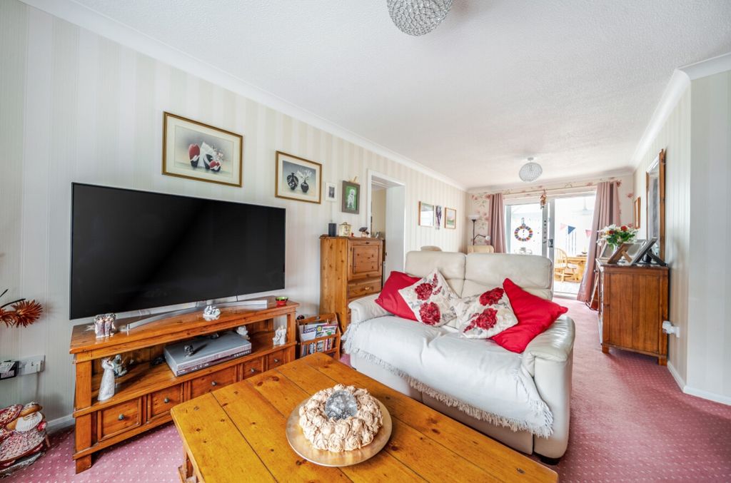 Property photo 2 of 31 1438722-10-69d79Bbee021d