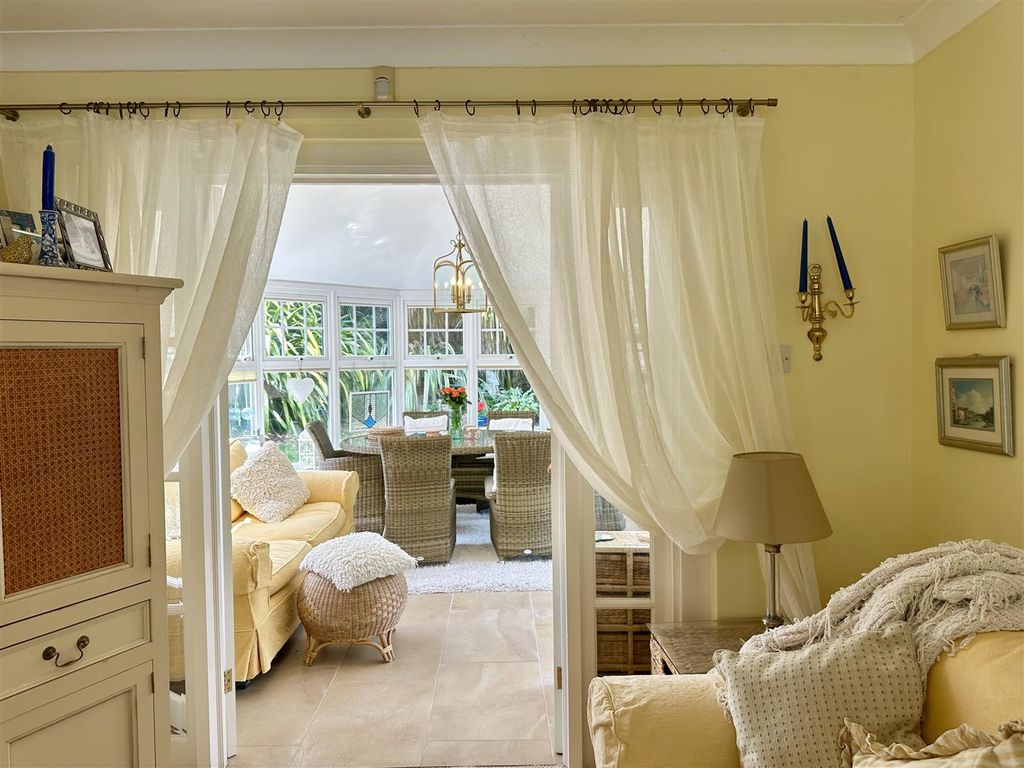 Property photo 2 of 22