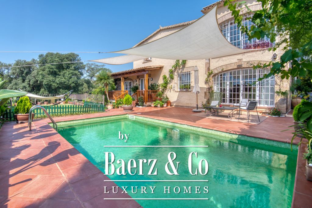 Property photo 2 of 24