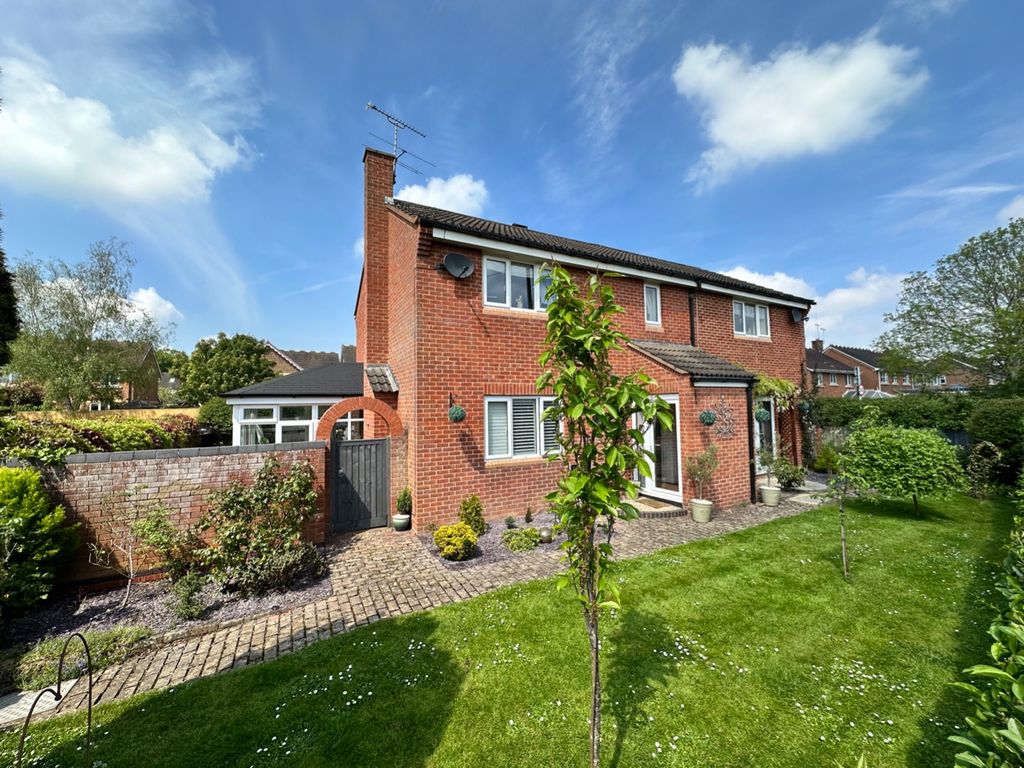 Property photo 1 of 32 2651010