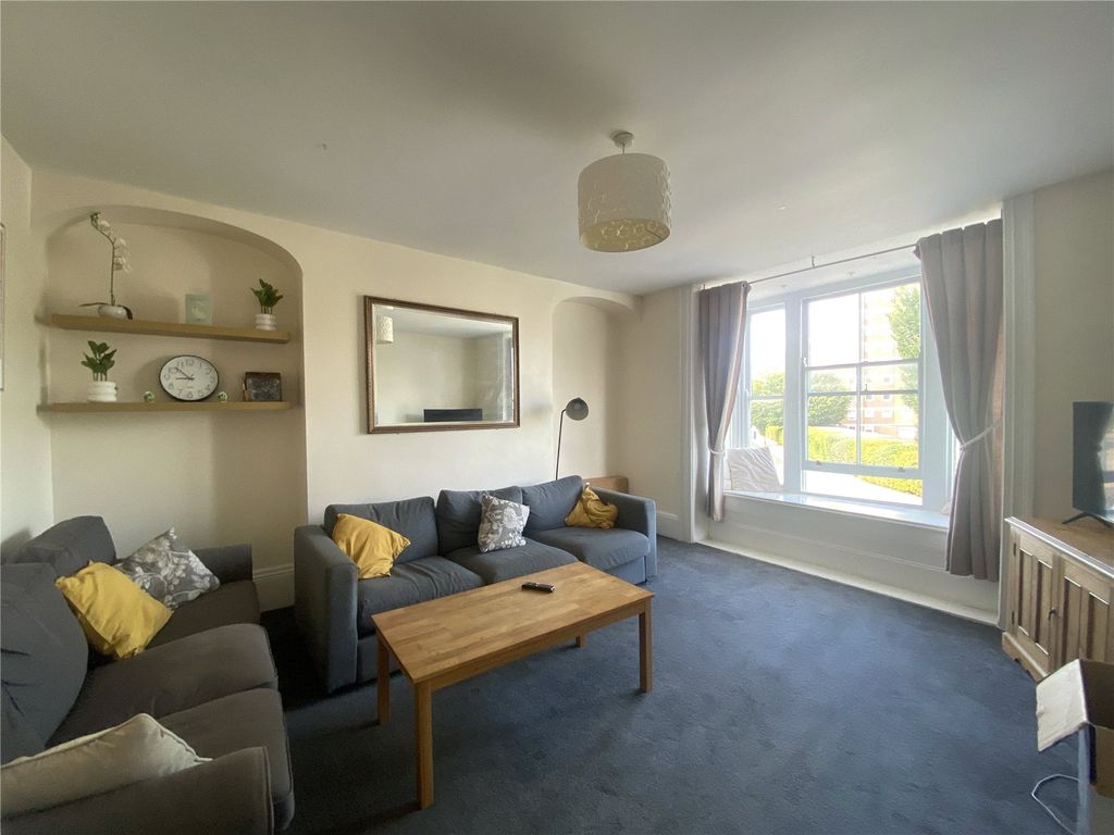 Property photo 3 of 12 Picture No. 09