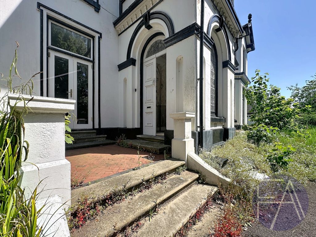 Property photo 2 of 49 5193791