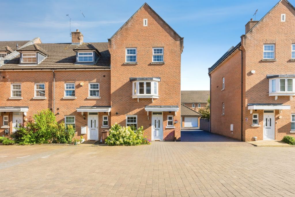 Property photo 1 of 24