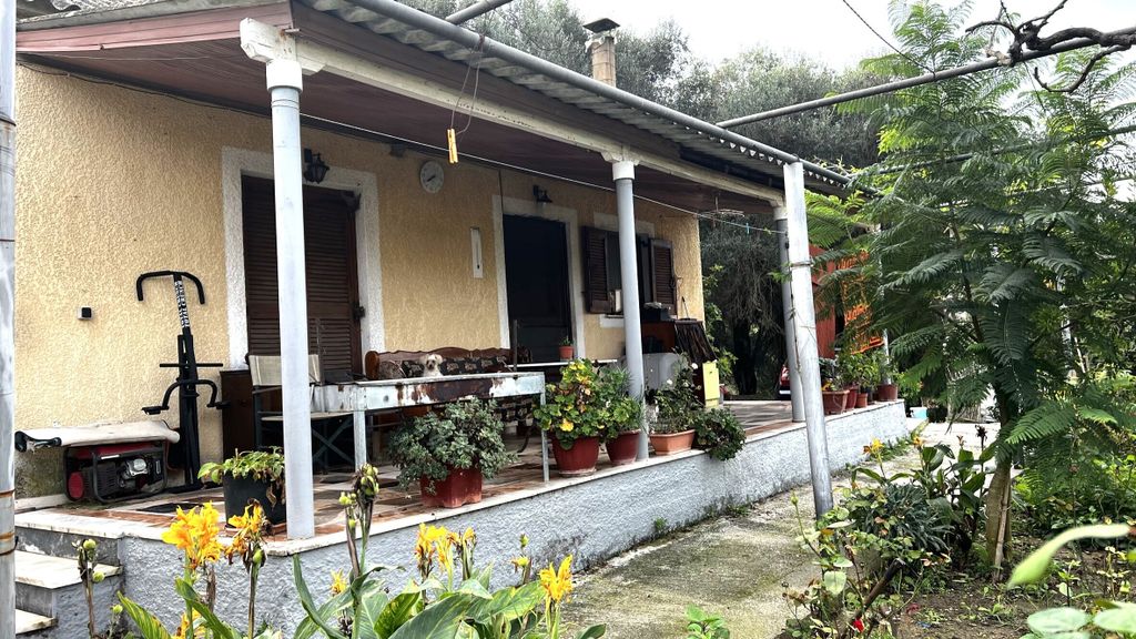 Property photo 1 of 15 Exterior House 1