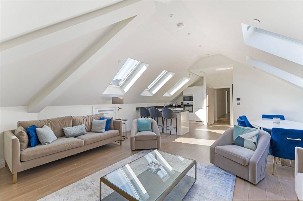 Property photo 2 of 10 Picture No. 09