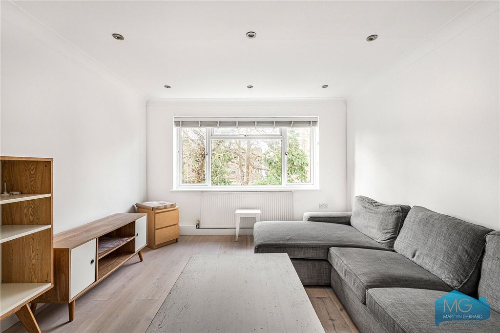 Property photo 2 of 11 Picture No. 36