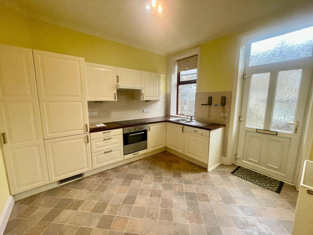 Property photo 2 of 16 Picture No. 33