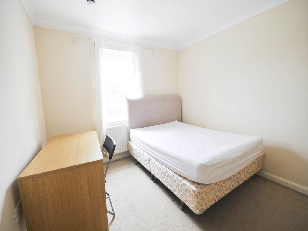 Property photo 3 of 6 Room 1