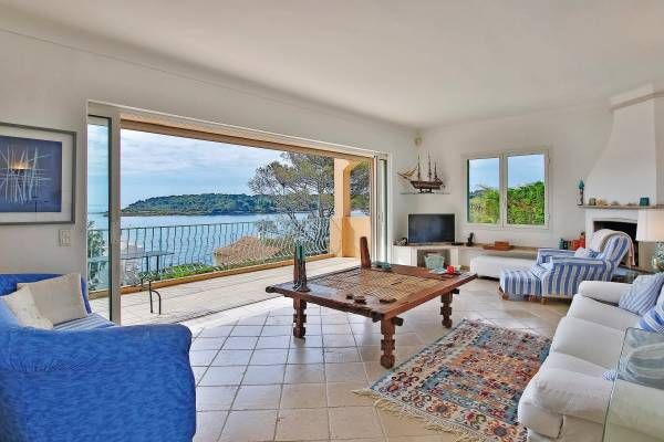 Property photo 3 of 3