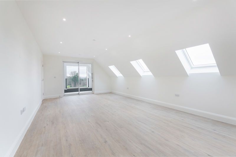 Property photo 3 of 13 Photo 7