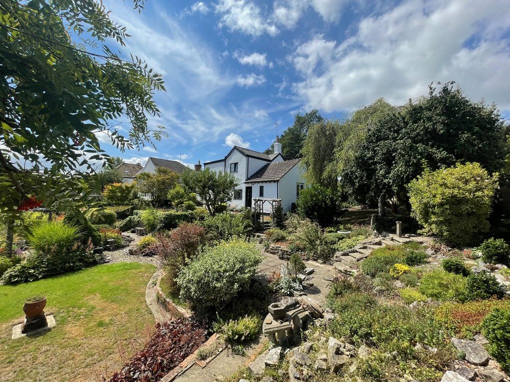 Property photo 1 of 18 1