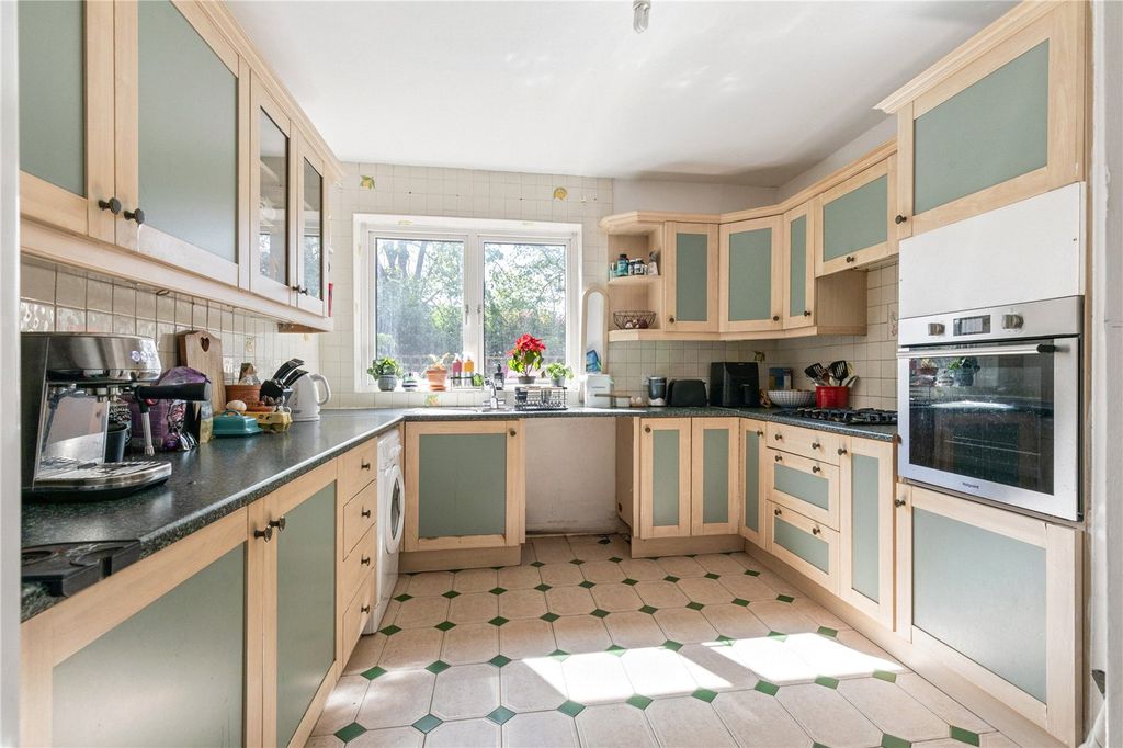 Property photo 3 of 12 Picture No. 06