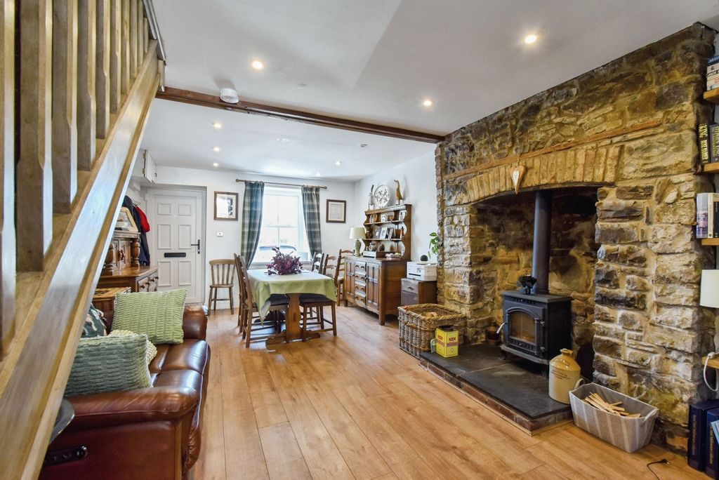 Property photo 3 of 26 Pbox-Img.Jpg
