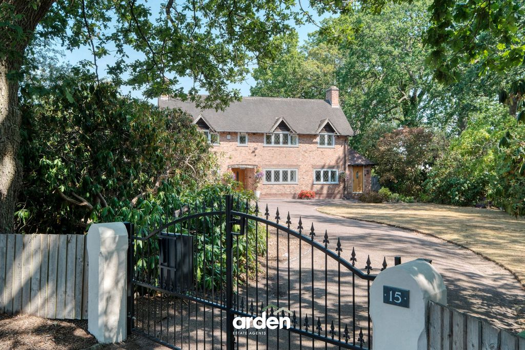 Property photo 2 of 38