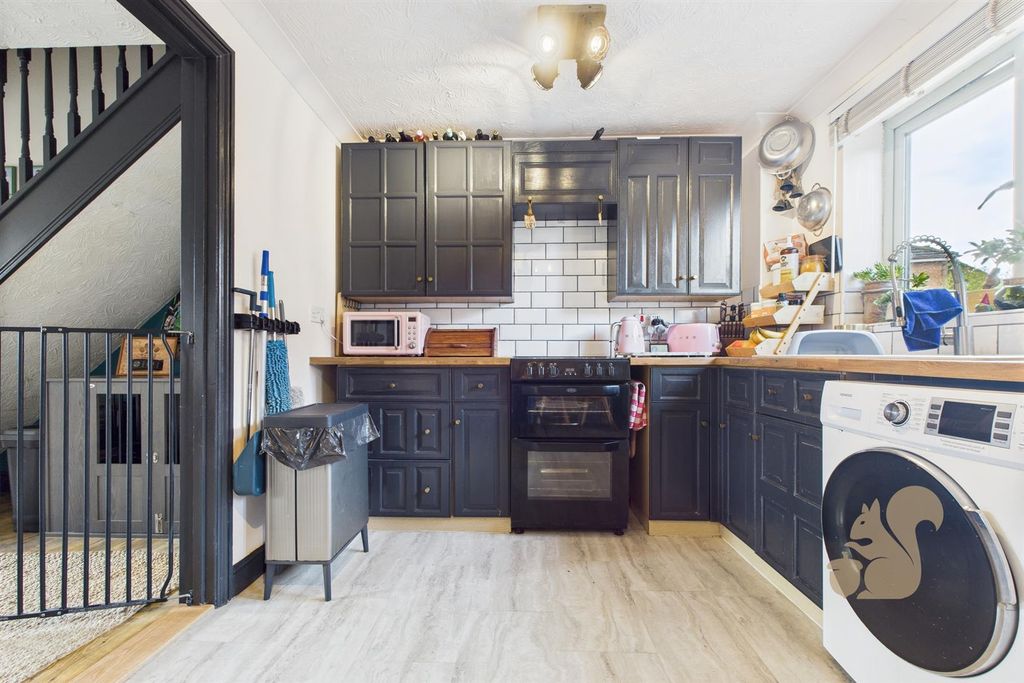 Property photo 3 of 14 Cam03877G0-Pr0232-Still007.Jpg