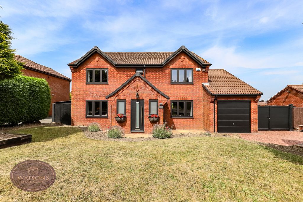 Property photo 1 of 38
