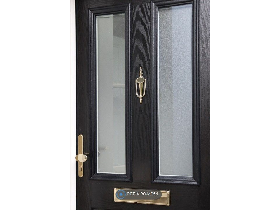 Property photo 2 of 13 Seperate Entrance