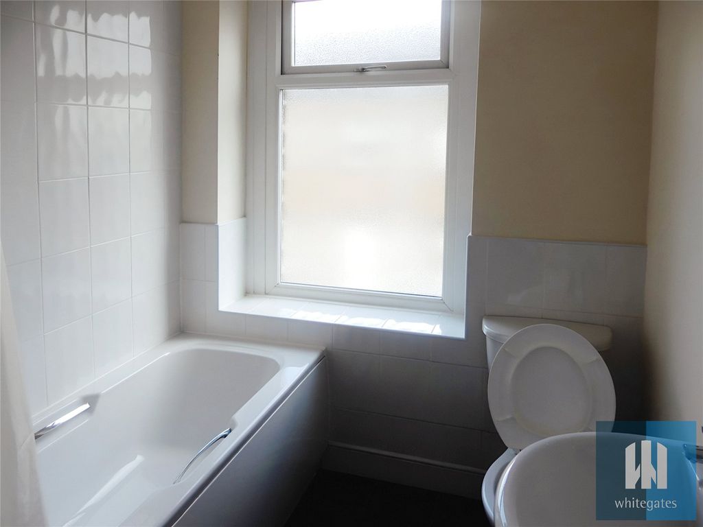 Property photo 3 of 8 Picture No. 23