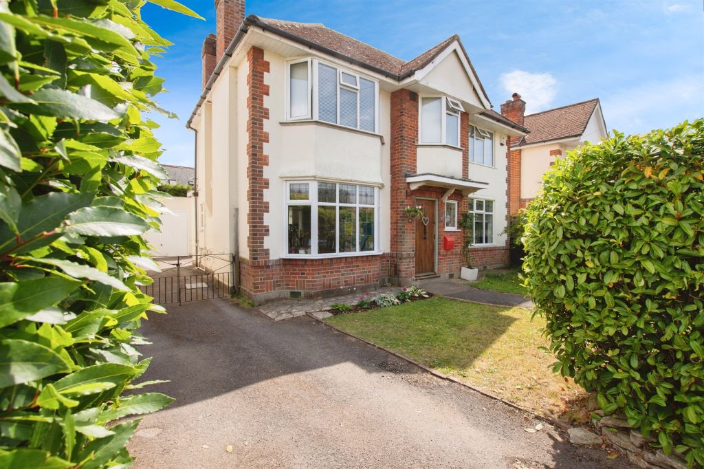 Property photo 1 of 15