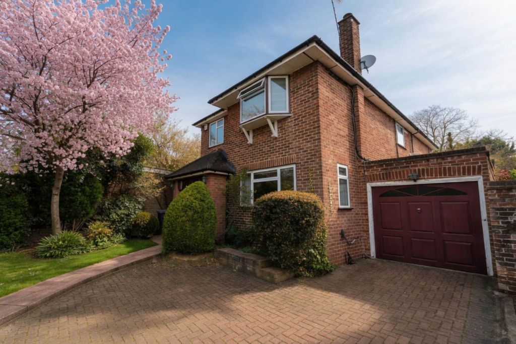 Property photo 2 of 11