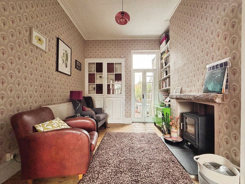 Property photo 3 of 17 Pbox-Img.Jpg