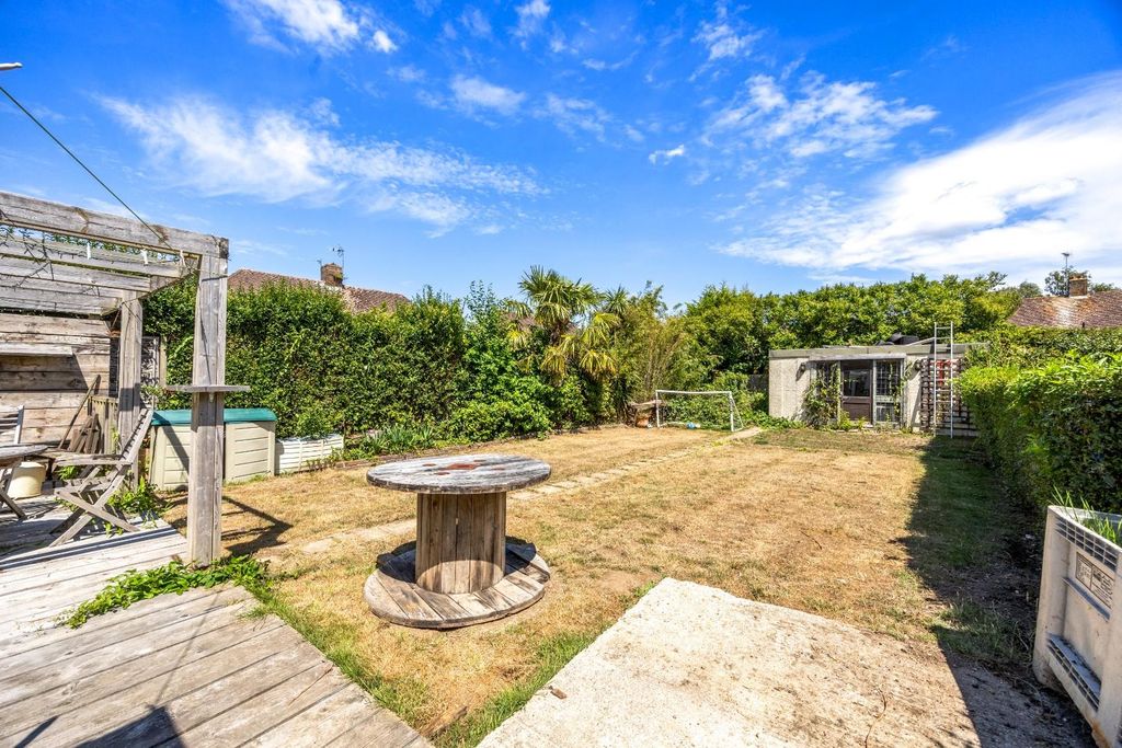 Property photo 3 of 23 Staples Barns, 6-013.Jpg