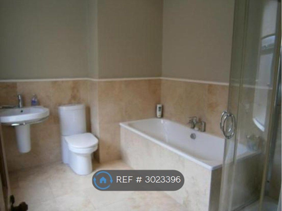 Property photo 1 of 10 Travertine Marble