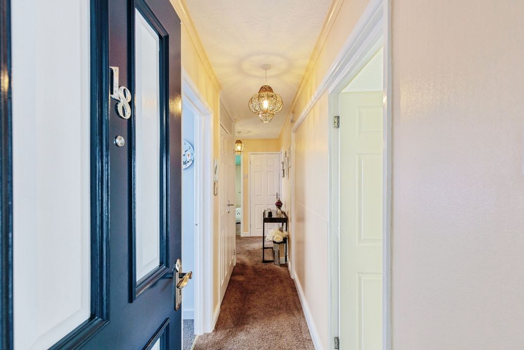 Property photo 2 of 17 Pbox-Img.Jpg