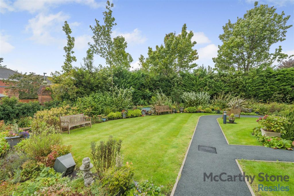 Additional image 16 of 1 bed flat for saleBurlington Gardens, Leyland PR25