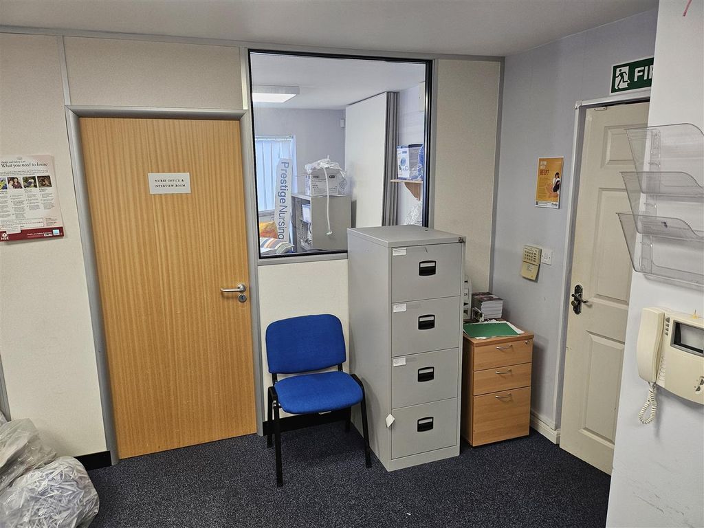 Property photo 2 of 5 20260105_140735.Jpg