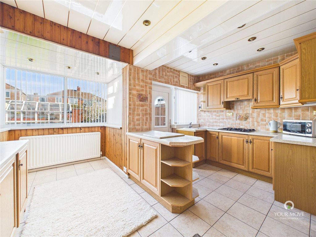 Property photo 2 of 13 Picture No. 05