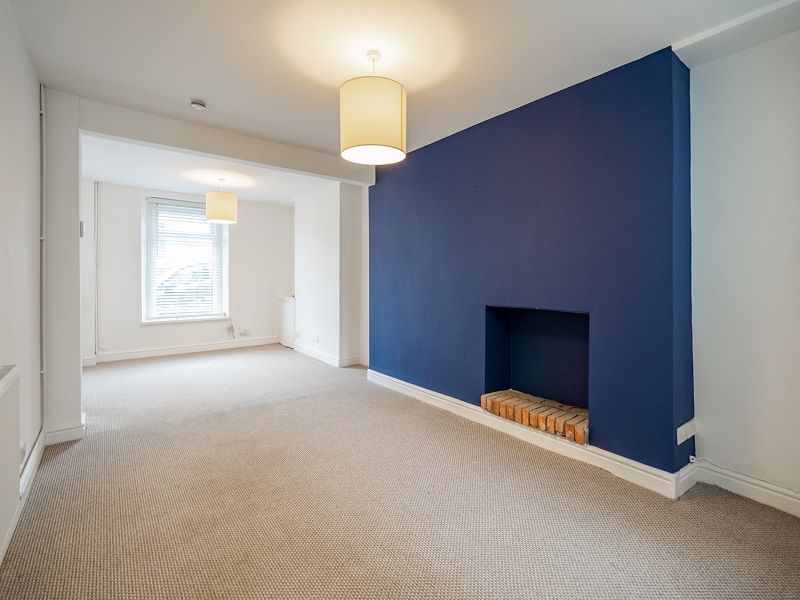 Property photo 3 of 8 Dining Room