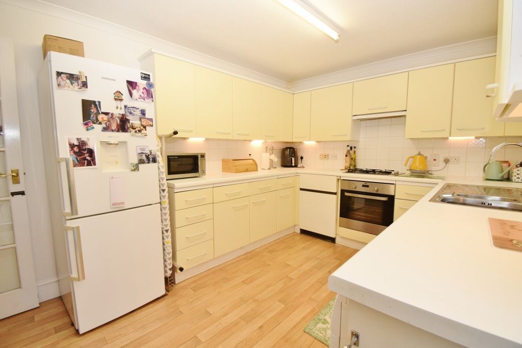 Property photo 3 of 9